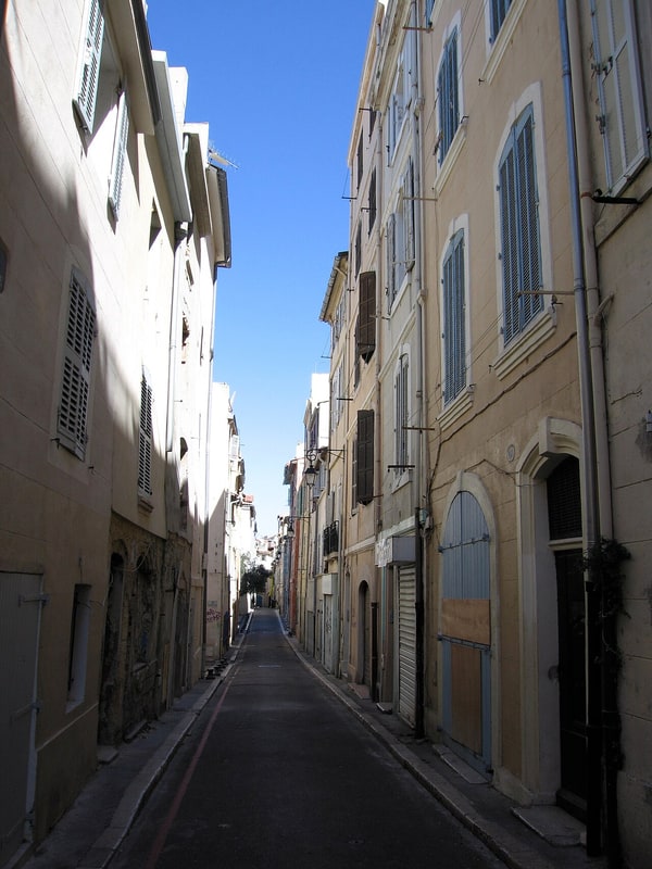 1280px Marseille_ _le_panier