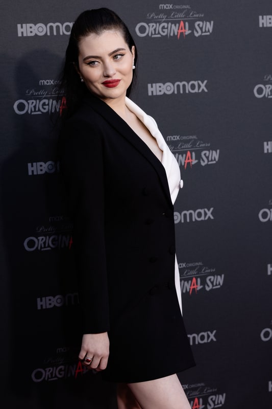 Lilla Crawford