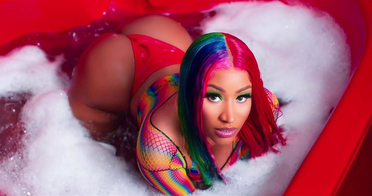 Nicki Minaj Huge Boobs And Ass