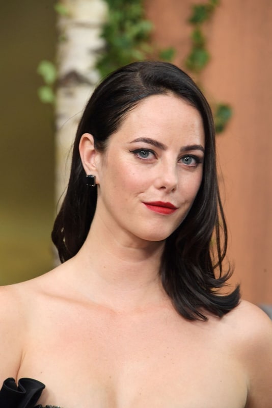 Kaya Scodelario Sexy Cleavage 5