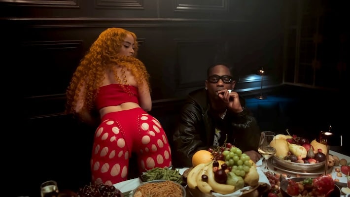Ice Spice Danse Dans Le Twerk A Travers New York