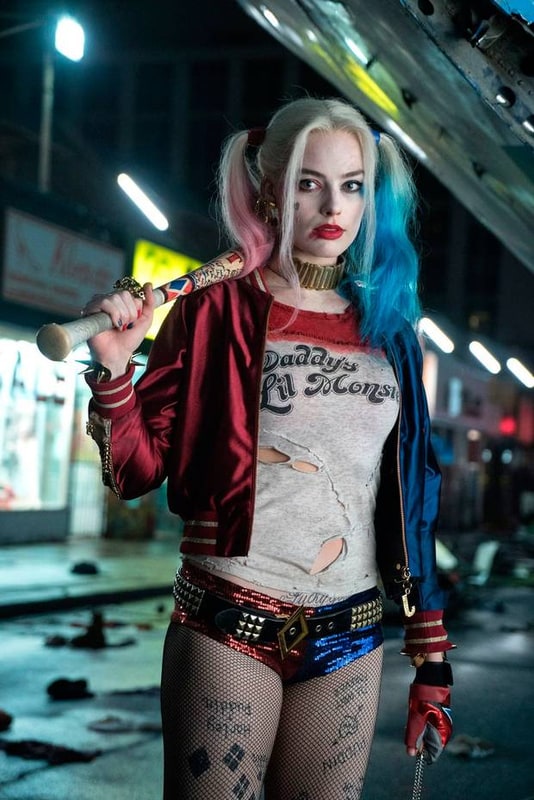 Margot Robbie Harley 1