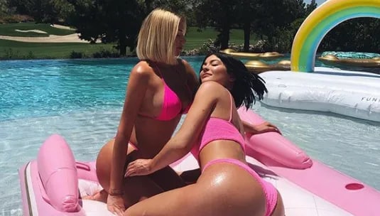 Kylie Jenner Booty Painting Feature